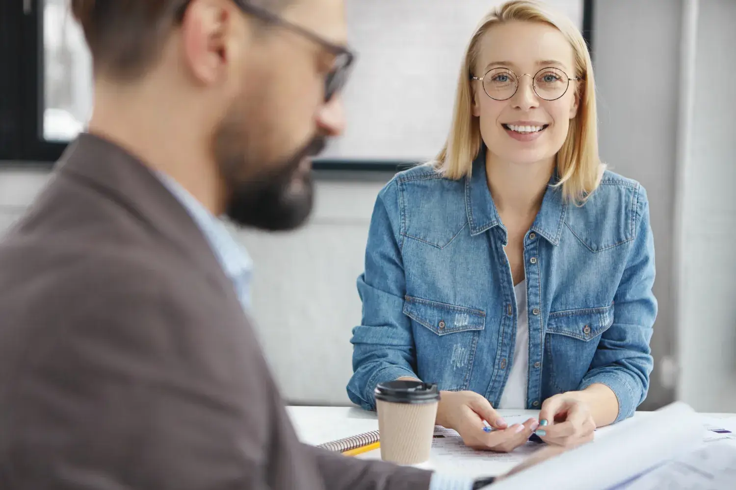 L'assistante RH assure la gestion administrative de nombreux domaines des ressources humaines.